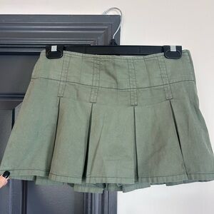 Garage Mini Pleated Skirt